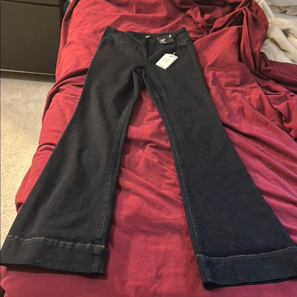 70’s flare mid rise